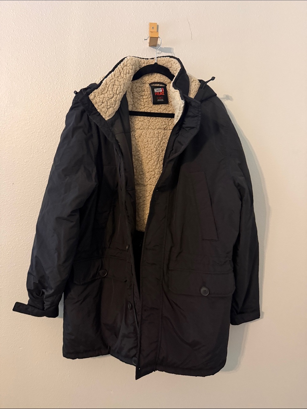 32 Degrees Black Field Jacket with Cream Sherpa Lining Warm